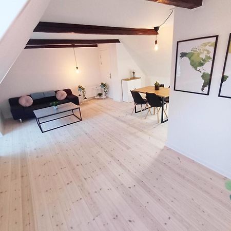 Large Double Room In The Center Of City Раннерс Экстерьер фото