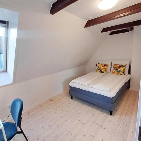 Large Double Room In The Center Of City Раннерс Экстерьер фото