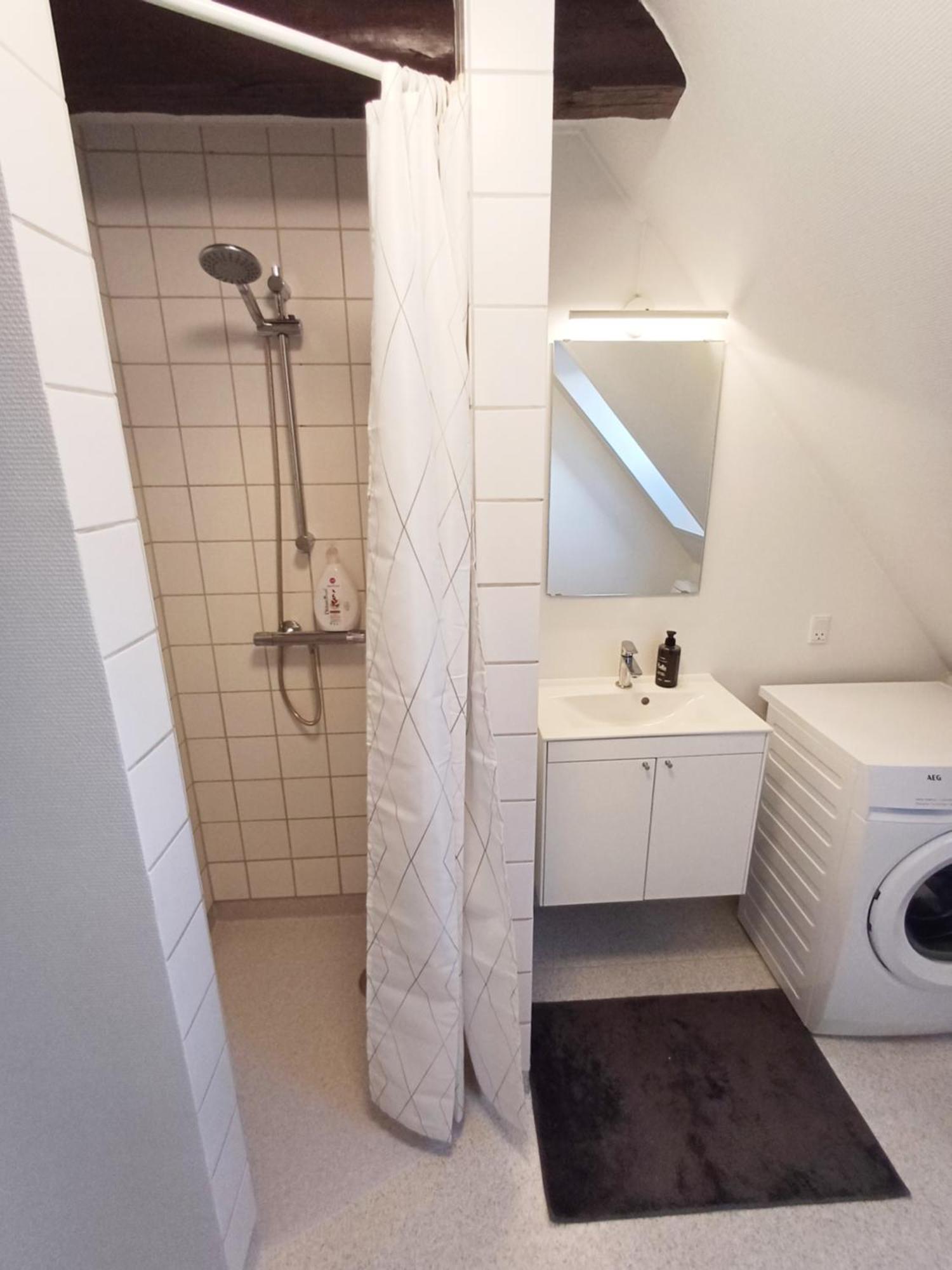 Large Double Room In The Center Of City Раннерс Экстерьер фото