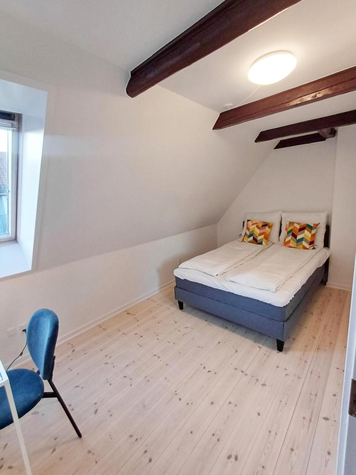 Large Double Room In The Center Of City Раннерс Экстерьер фото